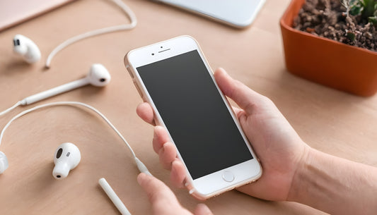 Los 10 Accesorios Imprescindibles para tu iPhone en 2024